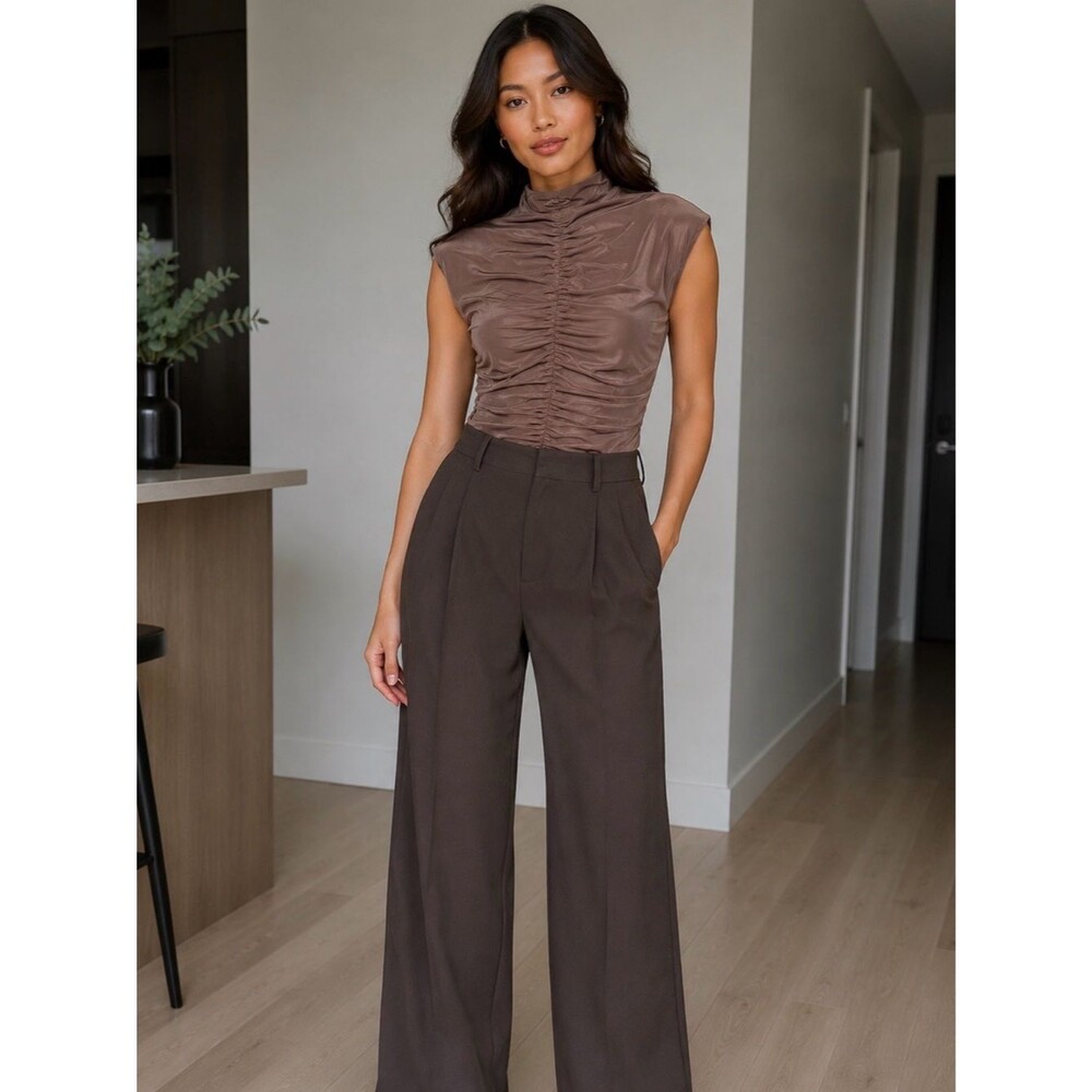 Naked Wardrobe NEW Women XS Espresso Brown Ruched Sleeveless Top Minimalist Chic